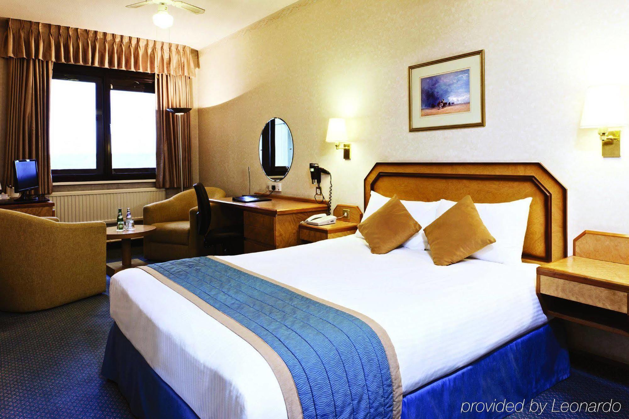 Copthorne Hotel Плимът Екстериор снимка