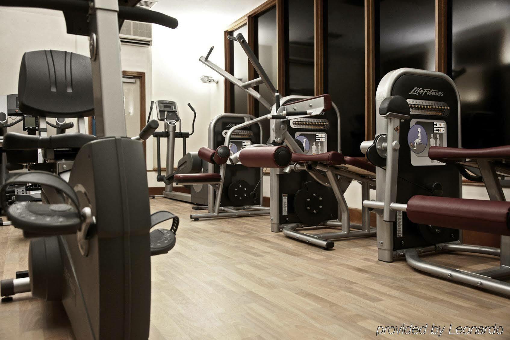 Copthorne Hotel Плимът Екстериор снимка